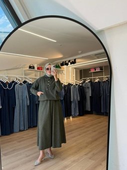 Haki Süet Kumaş Kapüşonlu Etek Sweatshirt İkili Takım