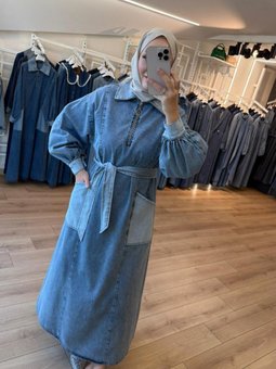 Mavi Açık Koyu Renk Kontrastlı Kemerli Denim Kot Elbise