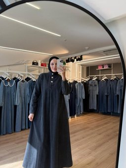 Siyah Düğmeli Arkası A Pile Büyük Cepli Denim Kot Elbise