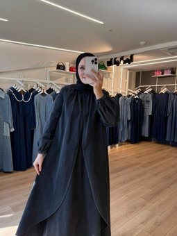 Siyah Ön Kısmı Çift Kapaklı Boydan Büzgülü Balon Kollu Kap Pardesü