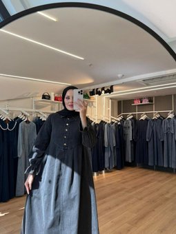 Siyah Önü Düğmeli Pile Detaylı Denim Elbise