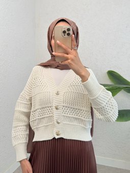 Ajurlu Düğmeli Triko Krem Hırka