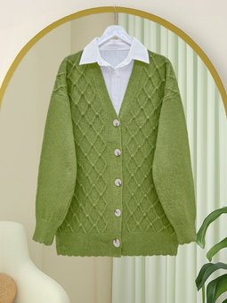 V Yaka Büyük Düğmeli Desenli Triko Haki Hırka