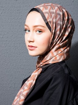 Geometrik Desen Modal Seri Askısı İle Birlikte 75x200 Cm Kahverengi Şal