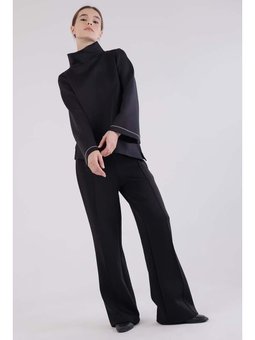 Dik Yaka Kolu Yırtmaçlı Scuba Bluz Siyah