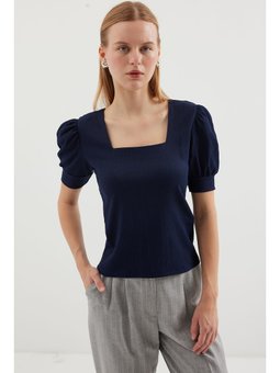 Kare Yaka Örme Lacivert Bluz