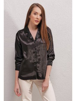 Kruvaze Yaka Saten Siyah Gömlek
