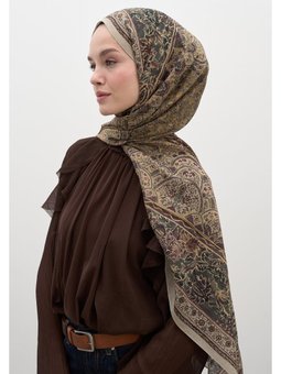 Vanessa Desen Haki Şal