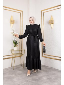 Fırfır Detaylı Kuşaklı Siyah Keten Elbise