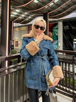 Kemerli Kürk Detaylı Kot Mavi Ceket