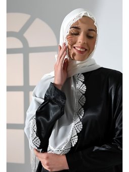 Yıldız Motifli İğne Oyalı Dantelli Demor Eşarp Mevlüt Örtüsü Ekru