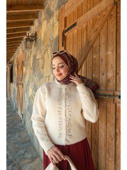 Taş Detay Triko Bej Hırka