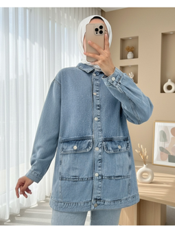 Serpme Taş Detaylı Kapaklı Cepli Kot Buz Mavi Ceket