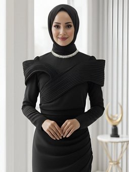 Siyah Yakası Taş Detaylı Omuzu Kat Drapeli Abiye Elbise