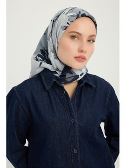 Özgür Fırçalar Lacivert Vierra Desenli Viskon 90x90 Cm Eşarp