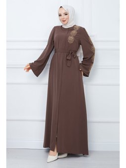 Kolu Boncuk İşlemeli Kuşaklı Kahverengi Ferace