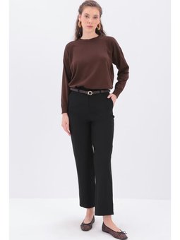 Paçası Yırtmaçlı Havuç Pantolon Siyah