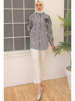 Gül Aksesuarlı Çizgili Gömlek Lacivert