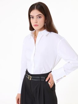 Geniş Manşetli Gizli Patlı Beyaz Gömlek