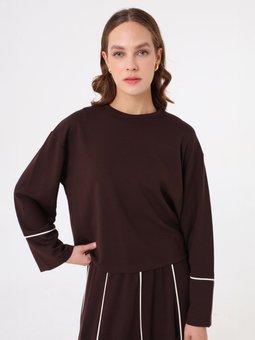 Yumuşak Tuşeli Kontras Dikişli Bluz & Etek İkili Kahverengi Takım