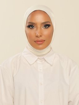 Pratik Penye Kırık Beyaz Şal