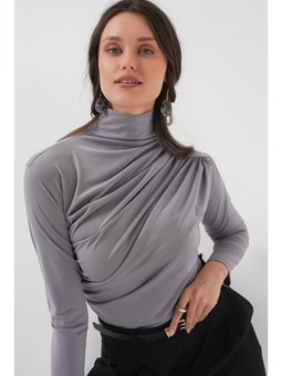 Büzgü Detaylı Sandy Gri Bluz