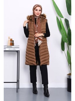 Kahverengi Kapüşonlu Uzun Şişme Yelek