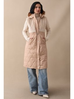 Önü Peluş Detay Bej Şişme Yelek