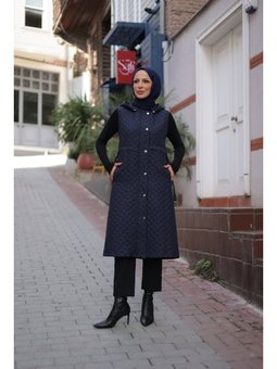 Şirin Kapüşonlu Kapitone Yelek