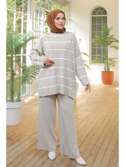 Çizgi Detaylı Triko Bej Takım