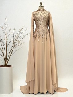 Gold Rengi Boncuk İşlemeli Şifon Pelerin Detaylı Dantel Abiye Elbise