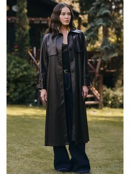 Reglan Kol Pelerin Ve Punto Dikiş Detaylı Deri Siyah Trençkot