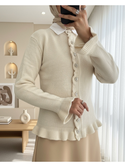 Düğmeli Önü Ve Eteği Fırfırlı Taş Hırka