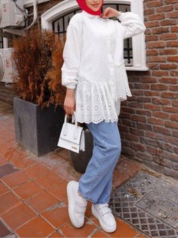 Fırfır Ve Fisto Detaylı İnci Düğmeli Beyaz Gömlek