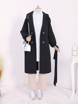 Kapaklı Cepli Kolu Bağcıklı Siyah Trençkot