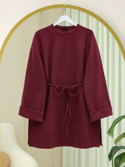 Kolu Katlı Beli Bağlamalı Yırtmaçlı Selanik Bordo Tunik