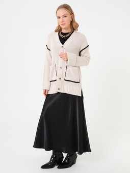 Kontrast Detaylı Triko Krem Hırka