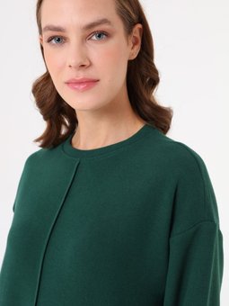 Yumuşak Tuşeli Dikiş Detaylı Zümrüt Yeşili Elbise