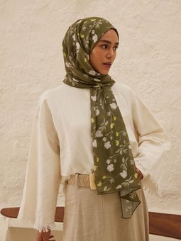 Soft Flowers Desen Rami Haki Şal