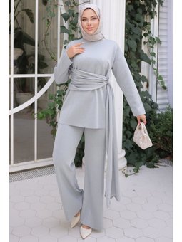 Gri Bisiklet Yaka Simli Pantolonlu Takım