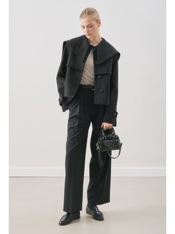 Düğme Detaylı Kaşe Siyah Ceket