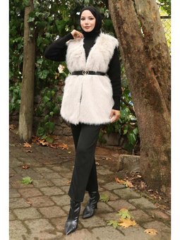 Kemerli Kürklü Beyaz Yelek