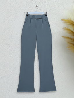 Beli Cırtcırt Detay Boru Paça Kumaş Gri Pantolon