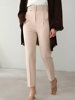 Kalın Kemerli Kumaş Krem Pantolon