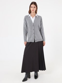 V Yaka Kemik Düğme Detaylı Triko Gri Hırka