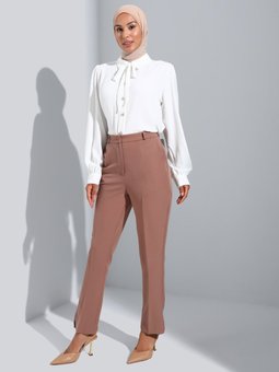 Yırtmaç Detaylı Kumaş Açık Kahve Pantolon