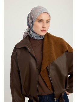 Mercan Bahçesi Vizon Efilia Desenli 90x90 Cm Eşarp