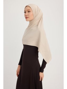 Mat Saten Pano Jakarlı Bej Eşarp 110x110cm