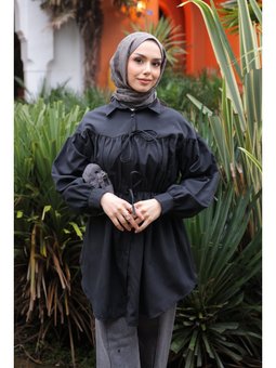 Siyah Bel Lastikli Düğmeli Gömlek