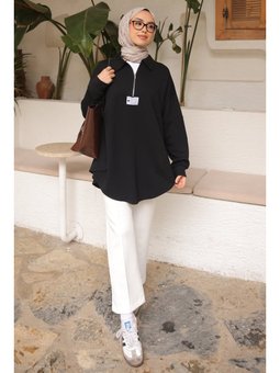 Siyah Yarım Fermuarlı Armalı Dikiş Detaylı Modal Tunik